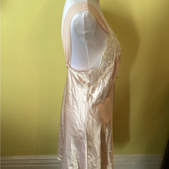California Dynasty NWT Pretty Champagne Robe & Gown Set with Ivory Lace Size M - Picture 12 of 16